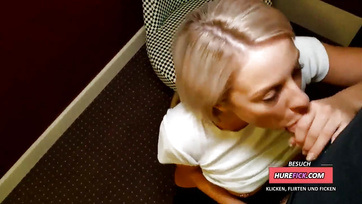 Basznivaló germán milf hölgyemény megkívánta a pasija brokiját Thumb